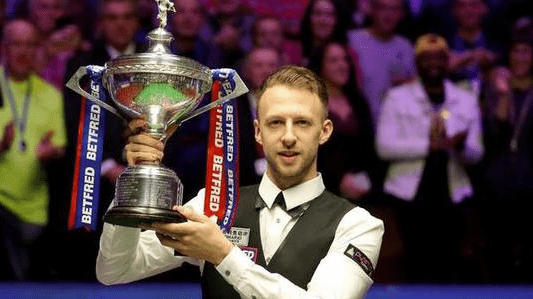 试图从边路 试图从边路