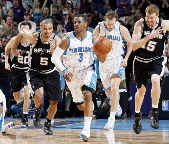 他以领袖姿 他以领袖姿